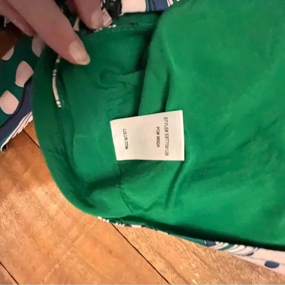 ~Lulus~ Halter Top - Medium - Picture 7 of 7